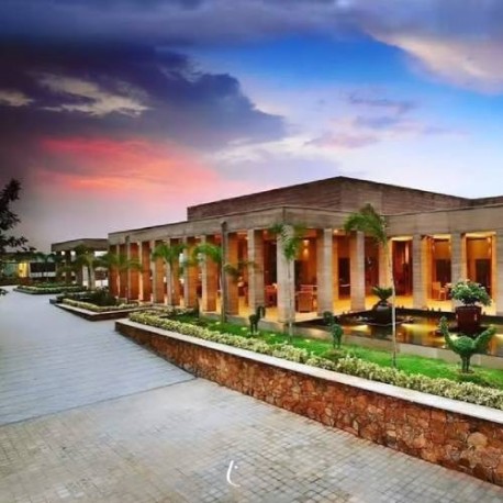 The LaLiT Mangar